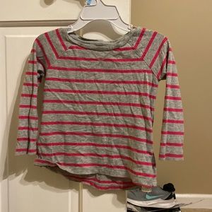 Baby gap size 2T long sleeve shirt
